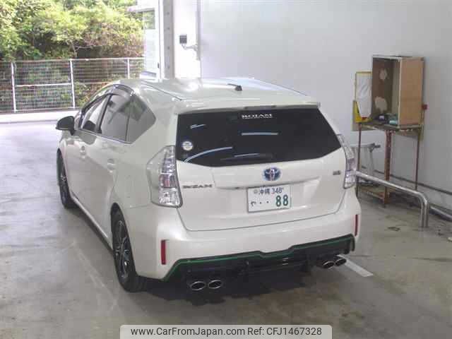 toyota prius-α 2013 CFJ1467328 image 2
