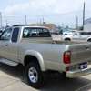 toyota hilux-sports-pickup 2004 CFJ0645048 image 3