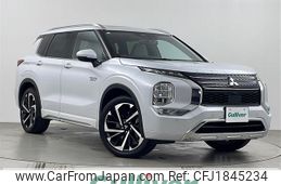 mitsubishi outlander-phev 2023 CFJ1845234