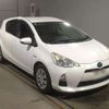 toyota aqua 2012 CFJ1568298 image 4