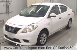 nissan latio 2014 -NISSAN 【杉並 510す1217】--Latio N17-011271---NISSAN 【杉並 510す1217】--Latio N17-011271-