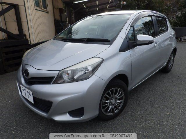 toyota vitz 2013 -TOYOTA--Vitz KSP130--2082030---TOYOTA--Vitz KSP130--2082030- image 1