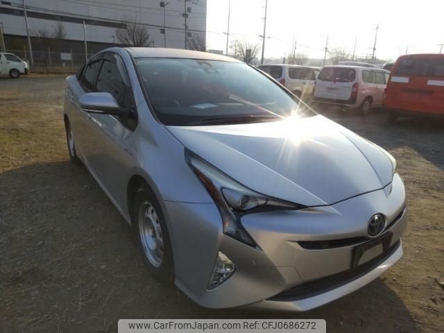 toyota prius 2018 quick_quick_DAA-ZVW50_ZVW50-6114990 image 2