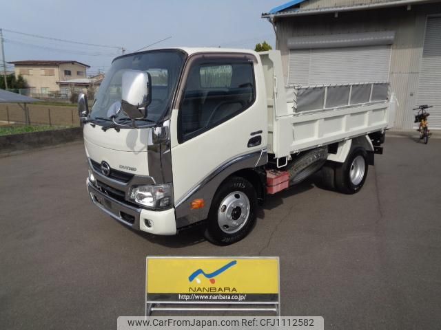 hino dutro 2018 GOO_NET_EXCHANGE_1300247A30250501W003 image 1