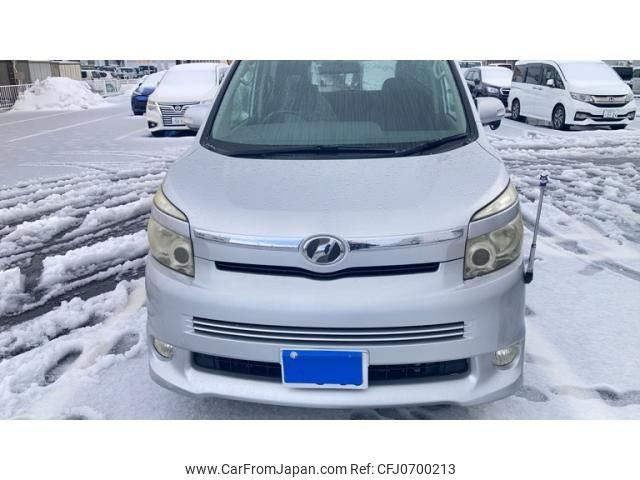 toyota voxy 2008 -TOYOTA--Voxy DBA-ZRR70W--ZRR70-0138543---TOYOTA--Voxy DBA-ZRR70W--ZRR70-0138543- image 1