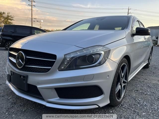 mercedes-benz a-class 2013 quick_quick_DBA-176042_WDD1760422J158356 image 1