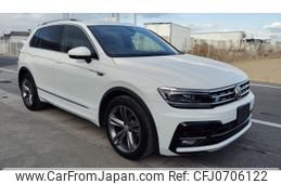 volkswagen tiguan 2018 -VOLKSWAGEN--VW Tiguan ABA-5NCZE--WVGZZZ5NZJW893107---VOLKSWAGEN--VW Tiguan ABA-5NCZE--WVGZZZ5NZJW893107-