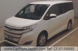 toyota noah 2019 -TOYOTA--Noah DBA-ZRR85G--ZRR85-0135790---TOYOTA--Noah DBA-ZRR85G--ZRR85-0135790-