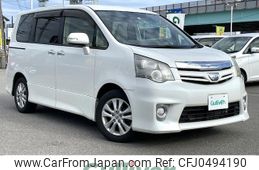 toyota noah 2011 -TOYOTA--Noah DBA-ZRR70W--ZRR70-0450326---TOYOTA--Noah DBA-ZRR70W--ZRR70-0450326-