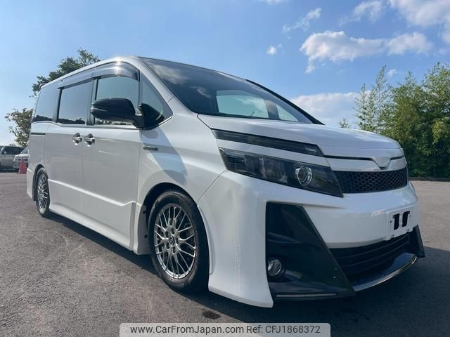 toyota voxy 2016 CFJ1868372 image 1