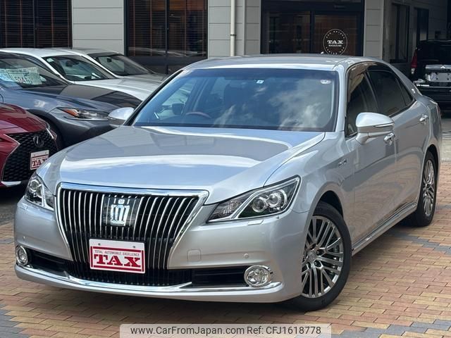 toyota crown-majesta 2015 CFJ1618778 image 1