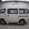 toyota hiace-van 2004 CFJ1693022 image 9