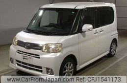 daihatsu tanto 2012 CFJ1541173