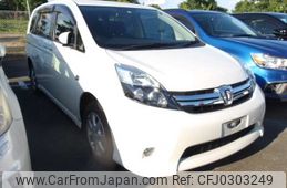 toyota isis 2017 -TOYOTA--Isis DBA-ZGM15W--ZGM15W-0020534---TOYOTA--Isis DBA-ZGM15W--ZGM15W-0020534-