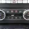 mercedes-benz c-class 2011 CFJ1807273 image 23