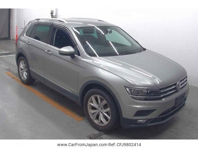 volkswagen tiguan 2019 quick_quick_ABA-5NCZD_WVGZZZ5NZKW850243 image 1