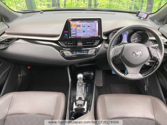 toyota c-hr 2017 -TOYOTA--C-HR DAA-ZYX10--ZYX10-2015112---TOYOTA--C-HR DAA-ZYX10--ZYX10-2015112- image 2