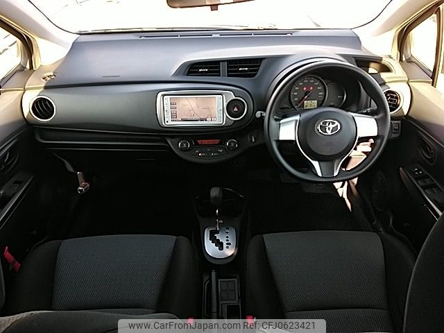 toyota vitz 2014 -TOYOTA--Vitz DBA-NSP130--NSP130-2149545---TOYOTA--Vitz DBA-NSP130--NSP130-2149545- image 2