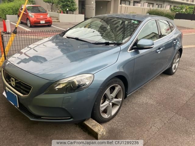 volvo v40 2013 -VOLVO--Volvo V40 DBA-MB4164T--YV1MV485BE2094778---VOLVO--Volvo V40 DBA-MB4164T--YV1MV485BE2094778- image 1
