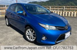 toyota auris 2013 CFJ1782753