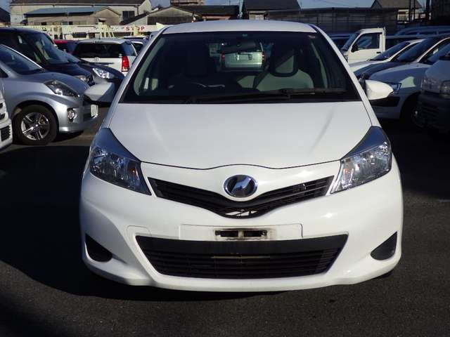 toyota vitz 2011 17521010 image 2