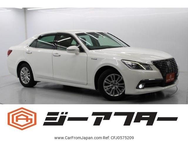 toyota crown 2014 -TOYOTA--Crown DAA-AWS210--AWS210-6067793---TOYOTA--Crown DAA-AWS210--AWS210-6067793- image 1