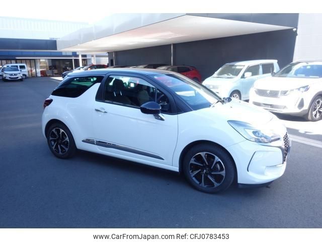 citroen ds-automobiles-ds3-crossback 2018 quick_quick_A5CHN01_VF7SAHNZTHW524357 image 2