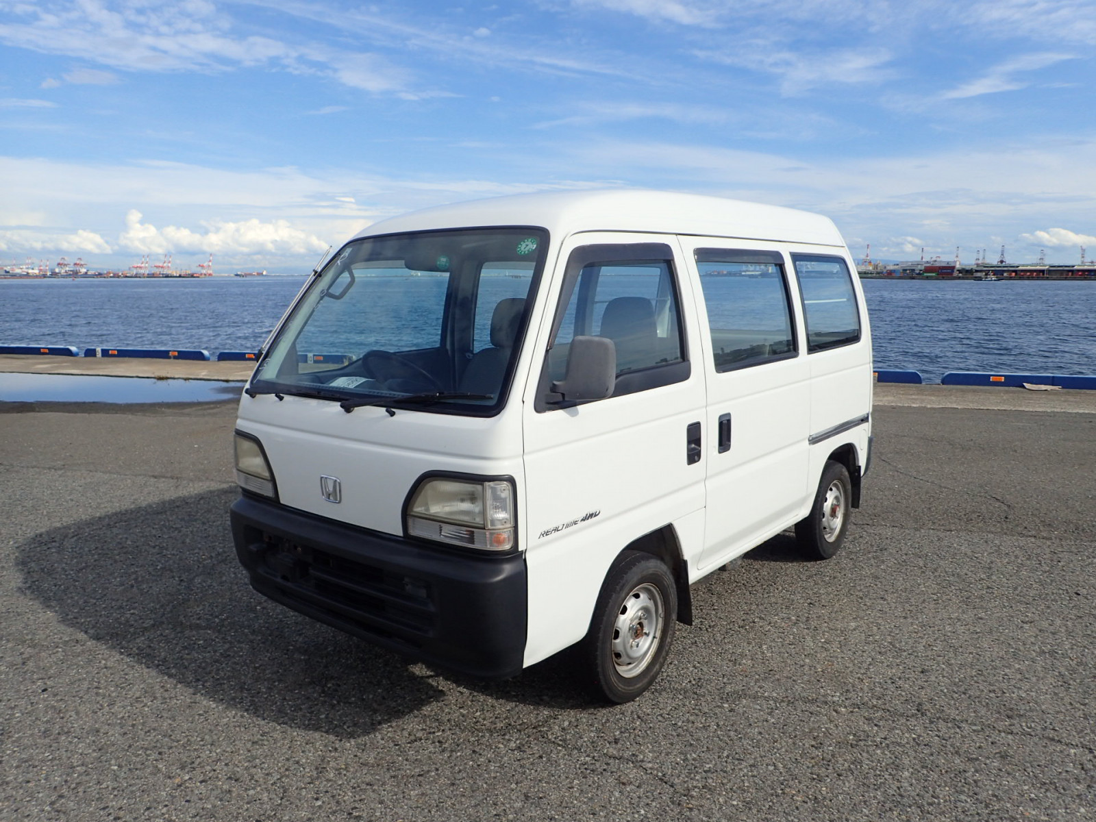 1996 Honda Acty Van HH4 4WD - Car Price $2,174