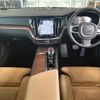 volvo v60 2022 CFJ1697571 image 16
