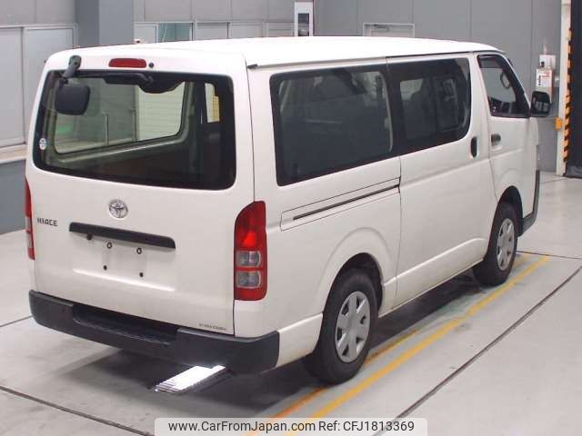 toyota hiace-van 2022 CFJ1813369 image 2