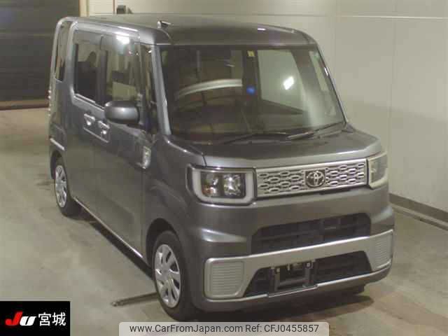 toyota pixis-mega 2016 -TOYOTA--Pixis Mega LA700A-0002990---TOYOTA--Pixis Mega LA700A-0002990- image 1