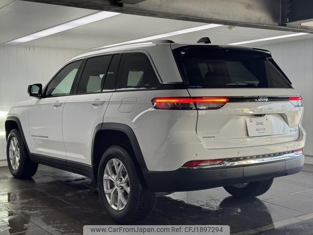 jeep grand-cherokee 2023 CFJ1897294 image 2