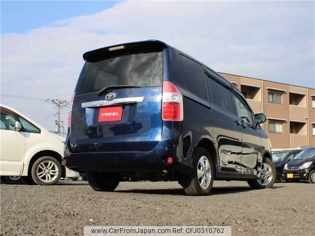 toyota noah 2008 TE3677 image 1