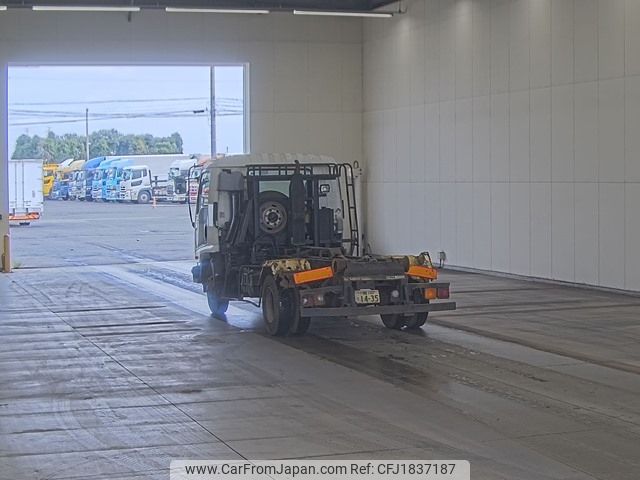 isuzu forward 2006 CFJ1837187 image 2