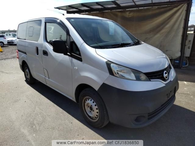 nissan nv200-vanette-van 2018 CFJ1836850 image 2