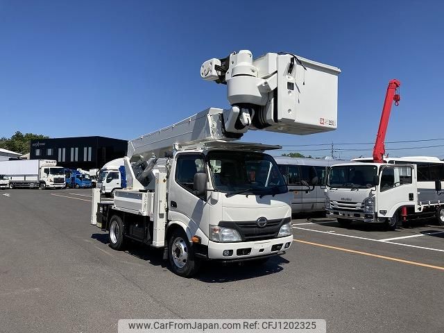 hino dutro 2012 GOO_NET_EXCHANGE_0403859A30250527W001 image 1