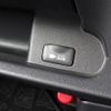 toyota hiace-wagon 2012 GOO_JP_700120021230250616003 image 28