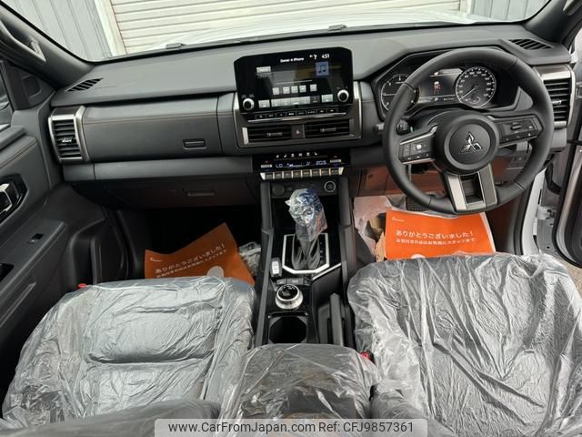 mitsubishi triton 2024 CFJ9857361 image 2