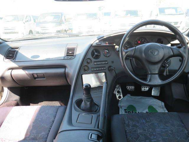 toyota supra 2000 interior