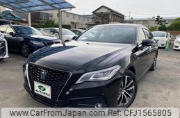 toyota crown 2019 CFJ1565805