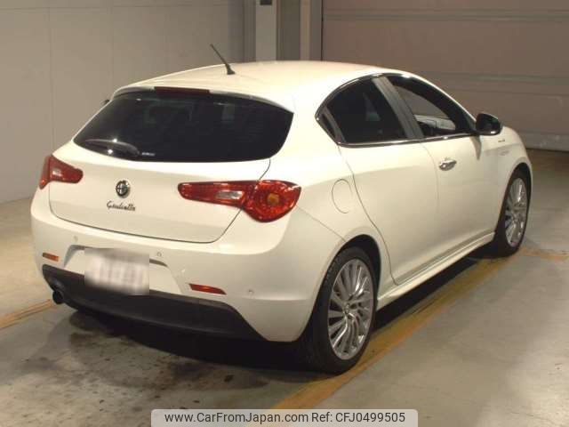 alfa-romeo giulietta 2013 -ALFA ROMEO 【福岡 353ﾏ1121】--Alfa Romeo Giulietta ABA-940141--ZAR94000007203806---ALFA ROMEO 【福岡 353ﾏ1121】--Alfa Romeo Giulietta ABA-940141--ZAR94000007203806- image 2