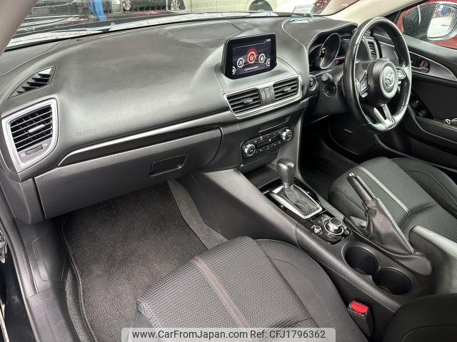 mazda axela 2016 CFJ1796362 image 2