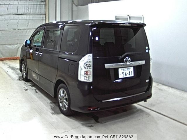 toyota voxy 2011 CFJ1829862 image 2