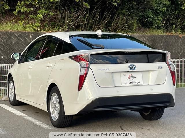 toyota prius 2017 quick_quick_DAA-ZVW50_ZVW50-6076908 image 2