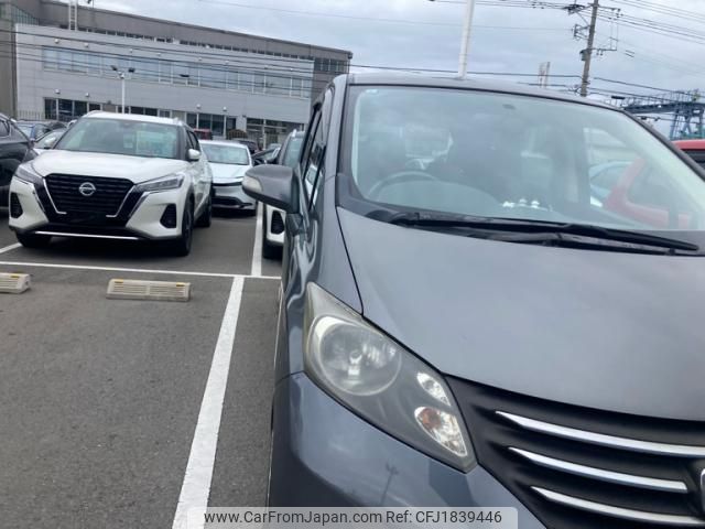 honda freed 2011 CFJ1839446 image 2