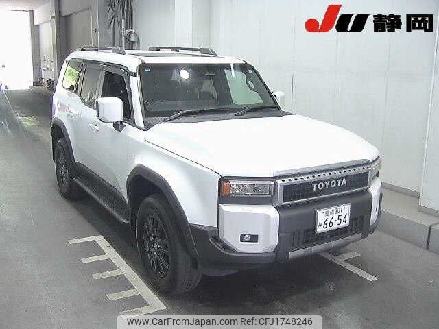 toyota land-cruiser-wagon 2024 CFJ1748246 image 1