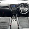 mitsubishi outlander-phev 2018 CFJ1662474 image 17
