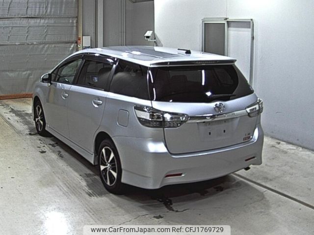 toyota wish 2013 CFJ1769729 image 2