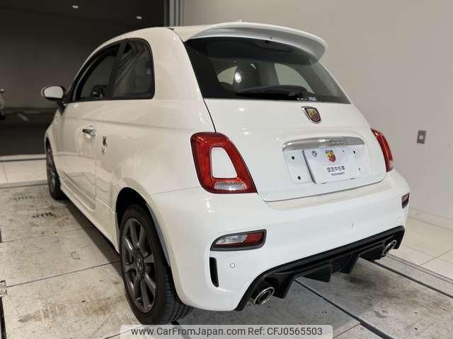 abarth 595 2017 quick_quick_31214T_ZFA3120000J720591 image 2