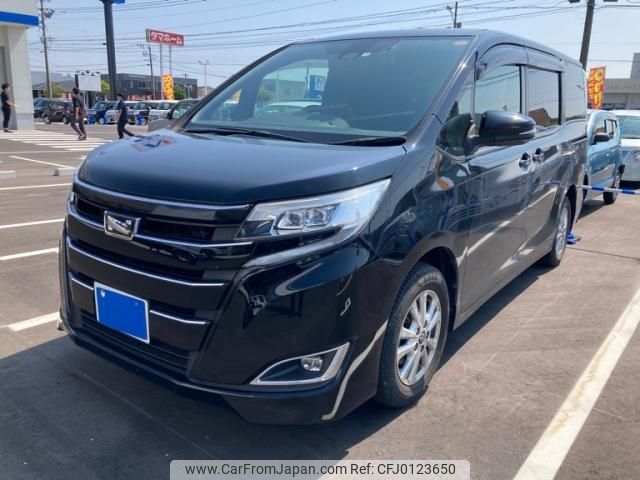 toyota noah 2018 -TOYOTA--Noah DBA-ZRR80G--ZRR80-0389795---TOYOTA--Noah DBA-ZRR80G--ZRR80-0389795- image 2